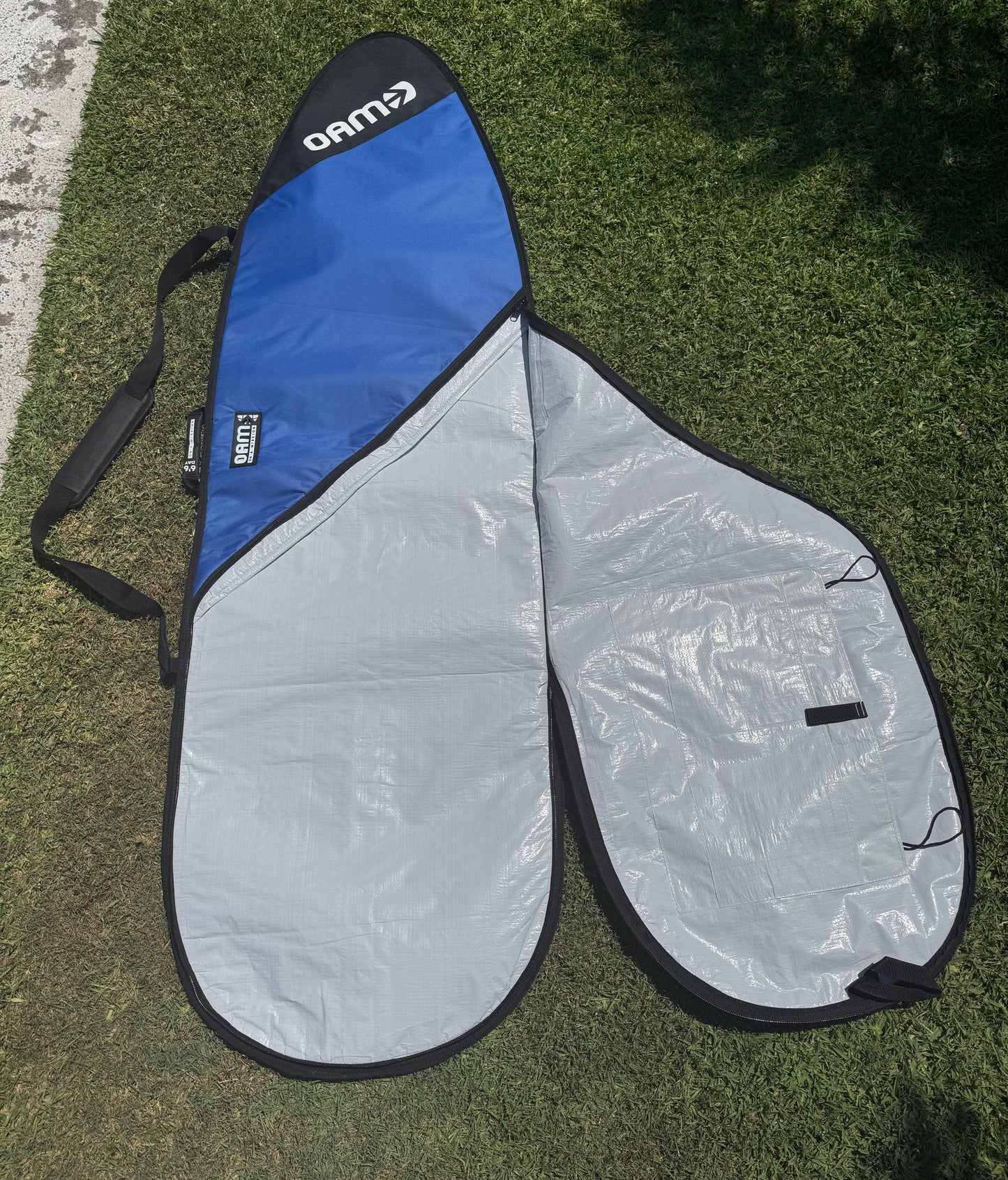 On A Mission Day Mission Board Bag 6'0 Blue Top, Short Board Cover